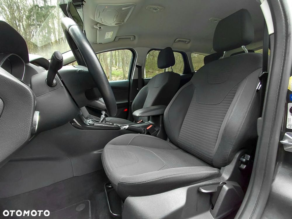 Ford Focus 1.0 EcoBoost Titanium - 36