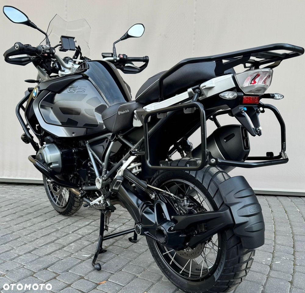 BMW R - 6