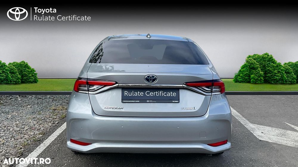 Toyota Corolla 1.8 HSD Exclusive interior Negru - 9