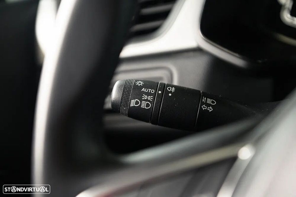 Renault Captur 1.0 TCe Techno - 28