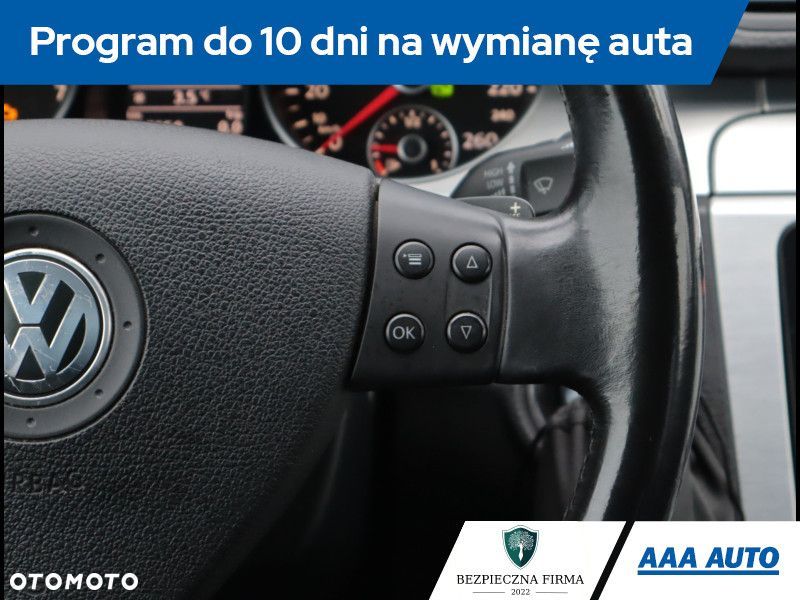 Volkswagen Passat Variant - 19