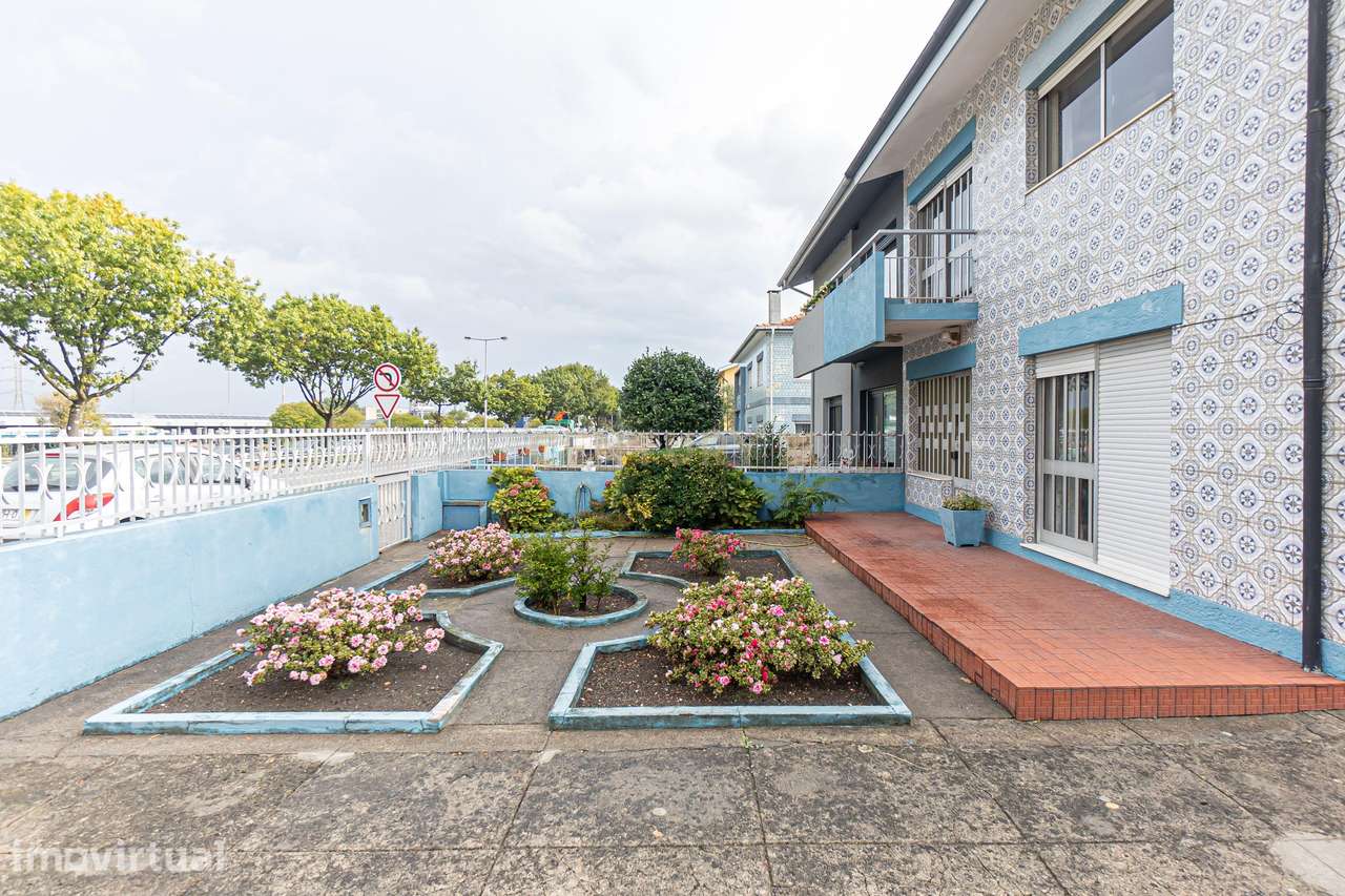 Moradia T5 com Jardim e Terraços  em Paranhos/Porto - Grande imagem: 5/58