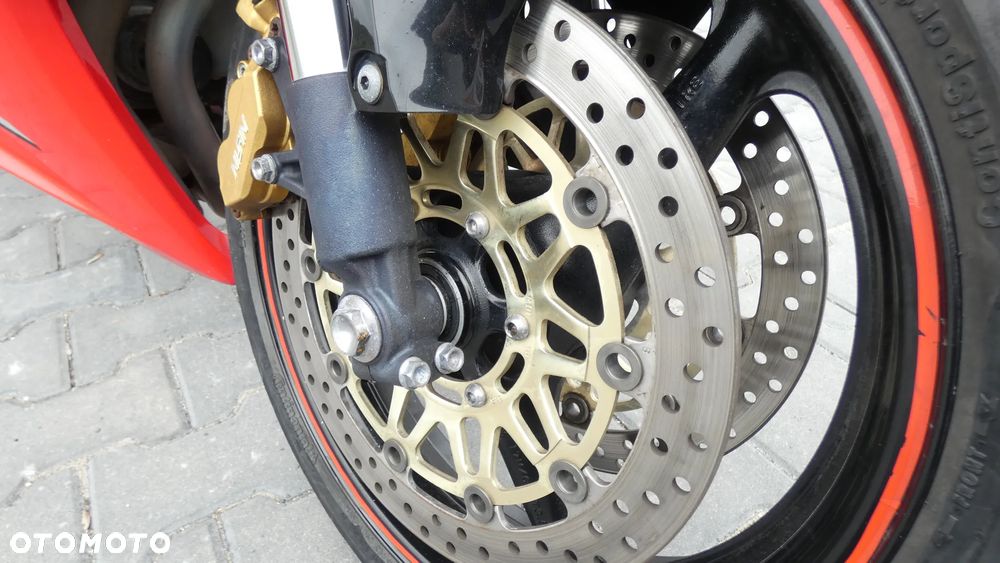 Honda CBR - 16