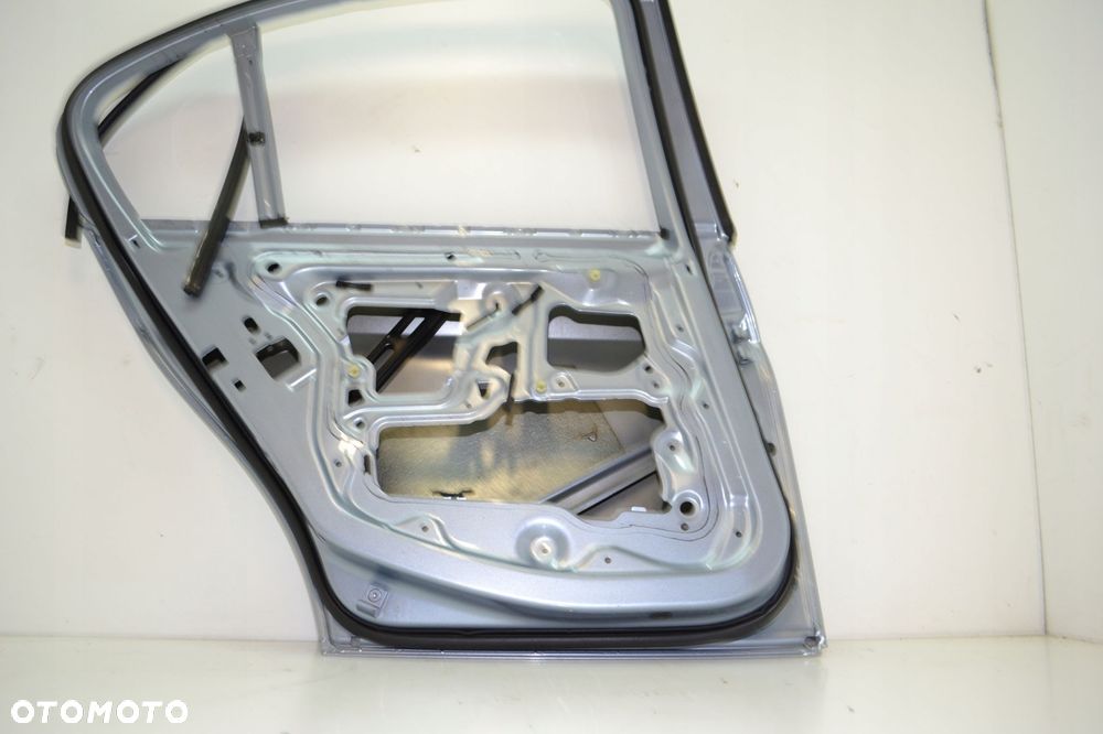 BMW E90 LIFT DRZWI LEWY TYŁ LEWE TYLNE BLUEWATER - 5