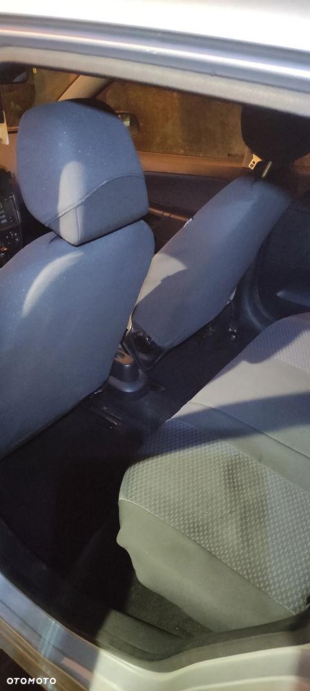 Ford Fiesta 1.4 TDCI - 11