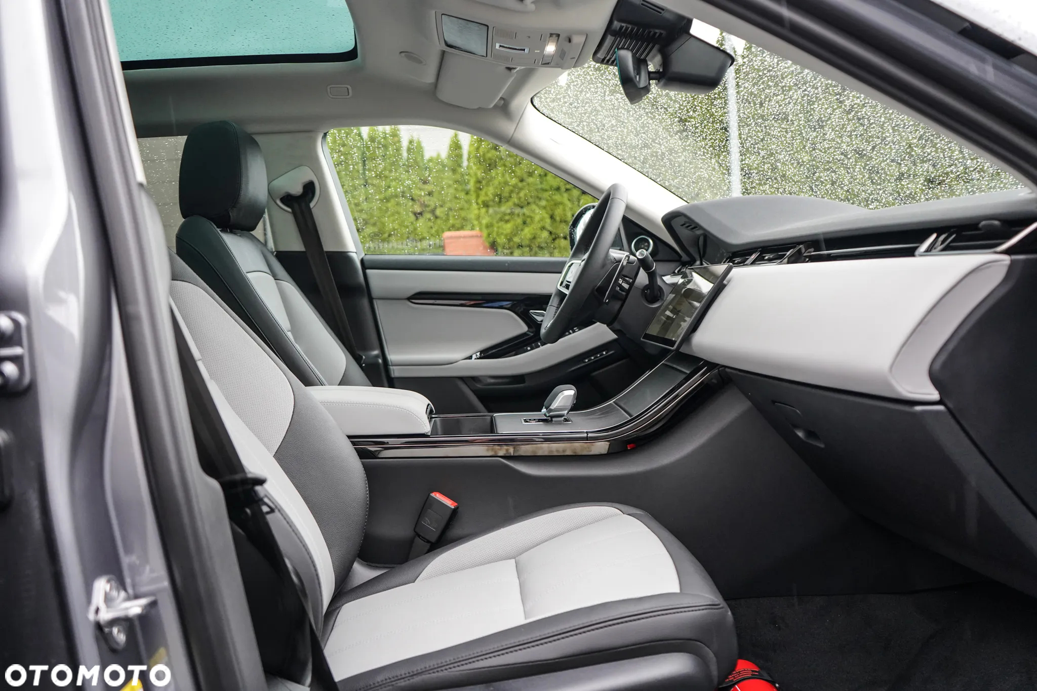 Land Rover Range Rover Evoque - 10