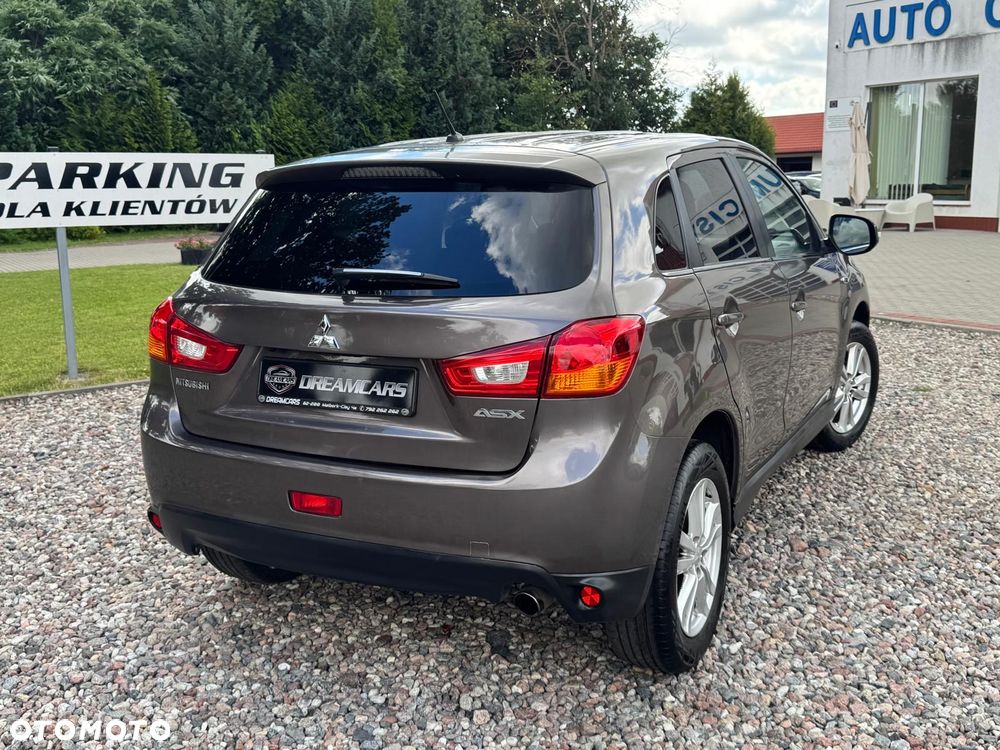 Mitsubishi ASX - 12