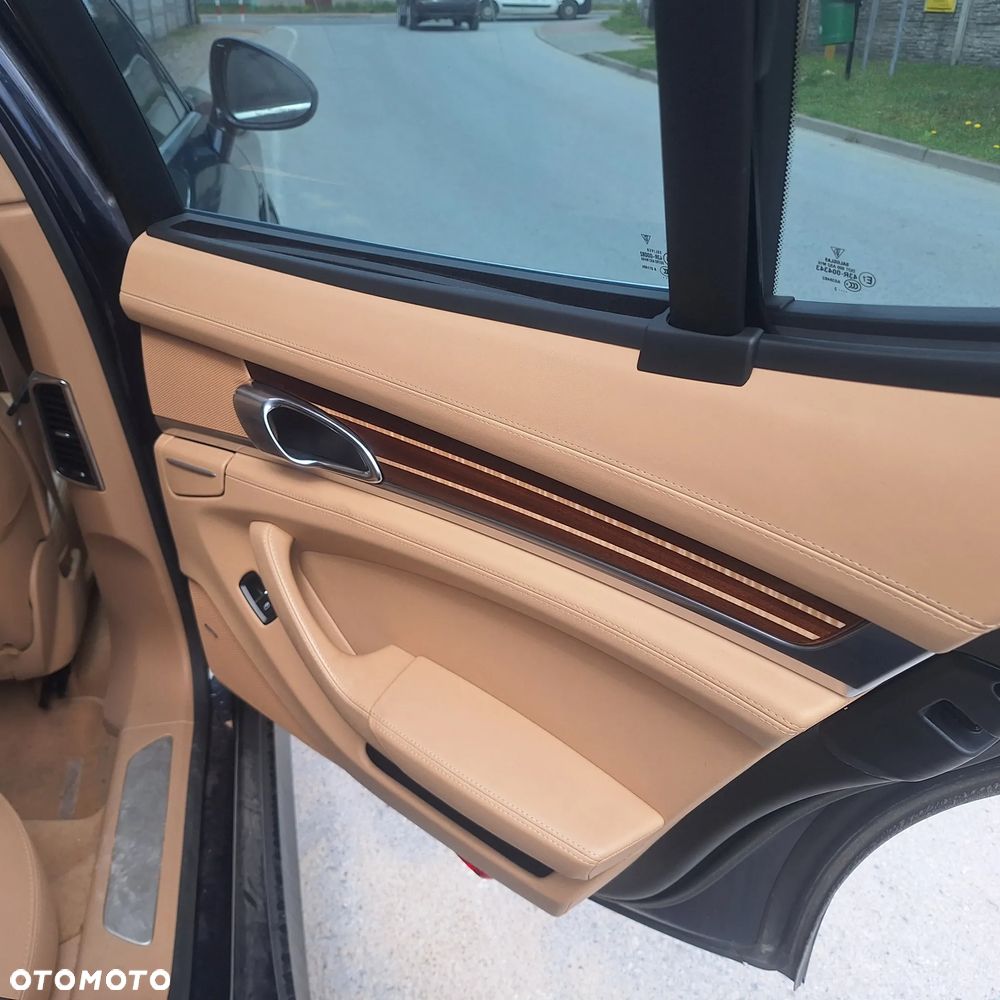 Porsche Panamera S E-Hybrid - 17