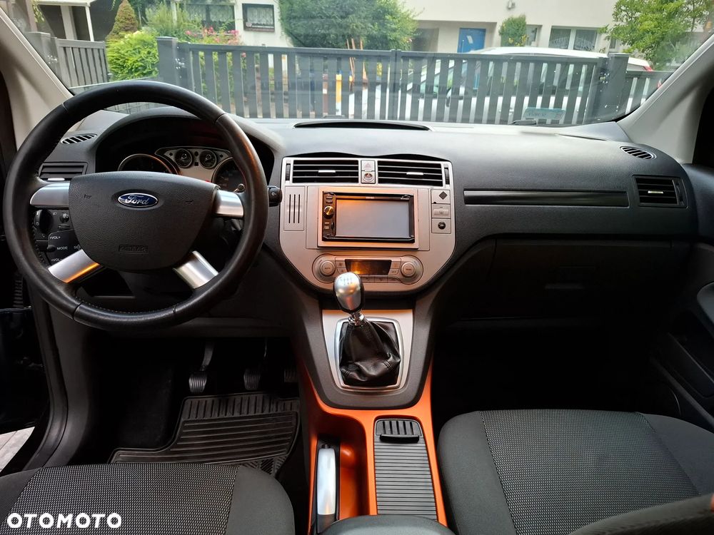 Ford Kuga 2.0 TDCi Titanium - 10