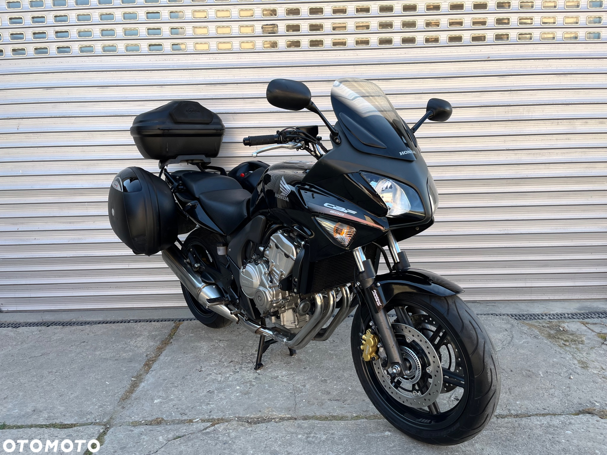 Honda CBF - 27