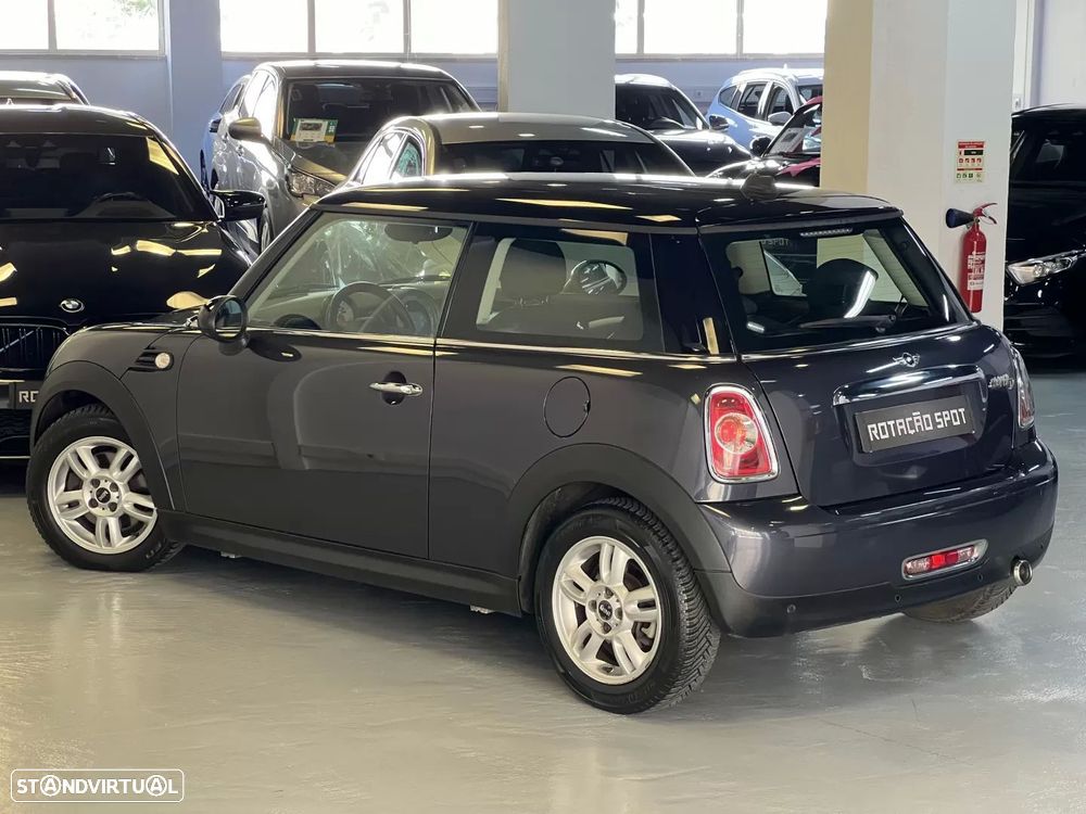 MINI 3 Portas Cooper D - 24