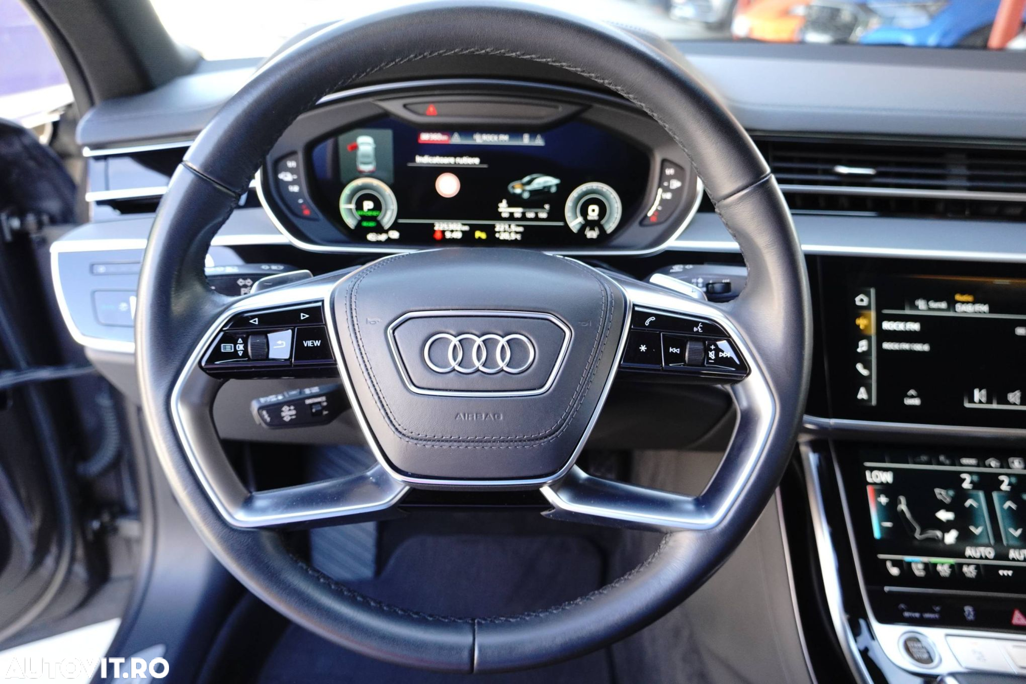 Audi A8 - 26