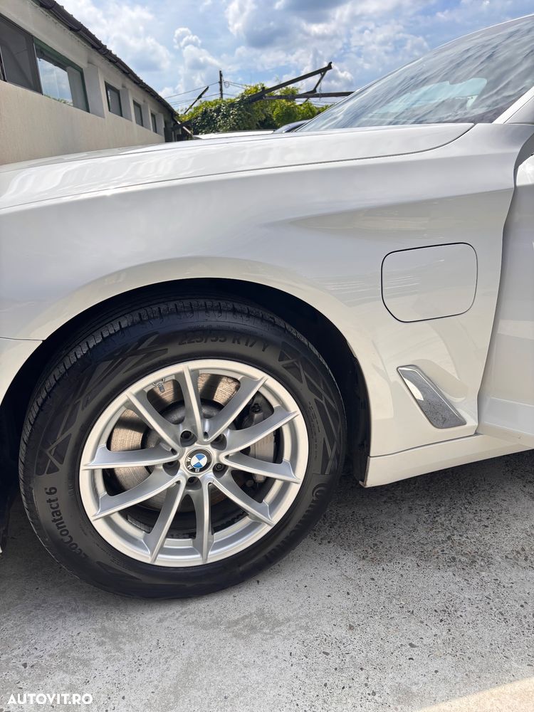 BMW 5 Series 2019 — imagine 17