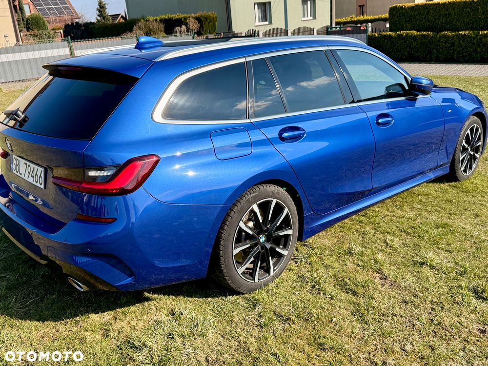 BMW Seria 3 320d xDrive MHEV M Sport sport - 5