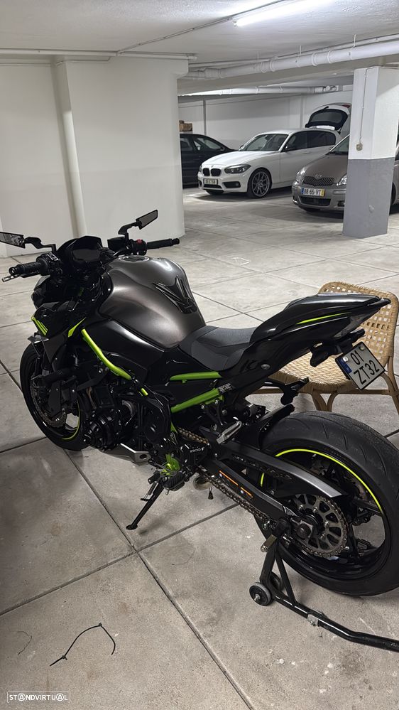 Kawasaki 900 Z900 - 5