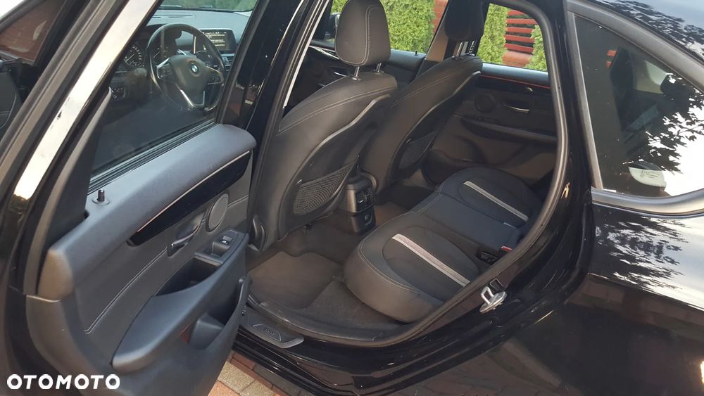 BMW Seria 2 218d GT Sport Line sport - 6