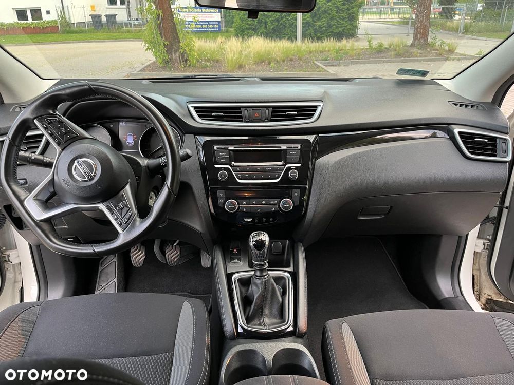 Nissan Qashqai 1.2 DIG-T Acenta EU6 - 8