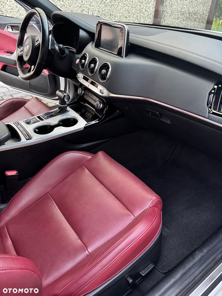 Kia Stinger 3.3 T-GDI AWD GT - 7