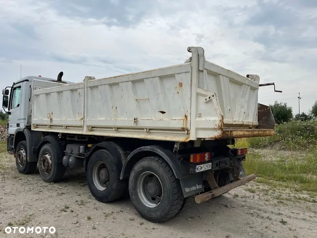 Mercedes-Benz 3236 - 5