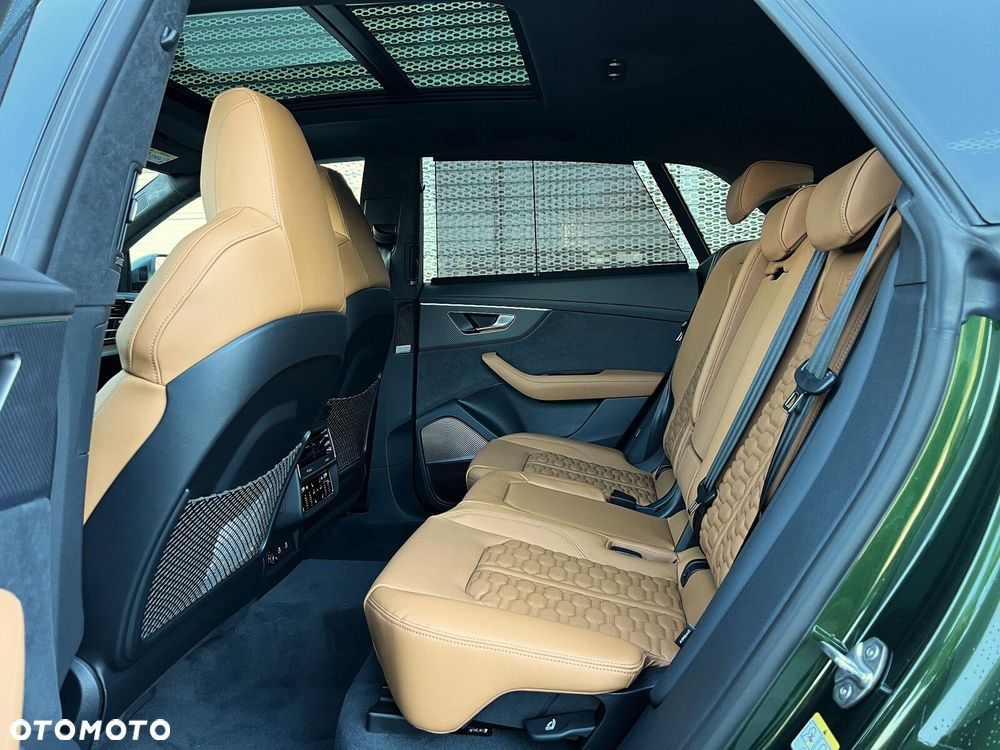 Audi RS Q8 - 22