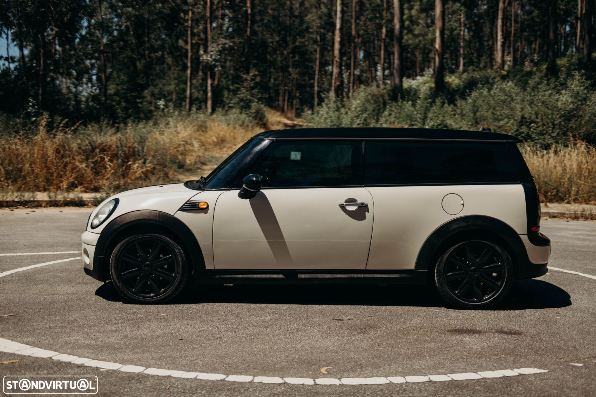 MINI Clubman Cooper D - 11