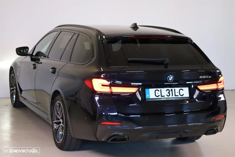 BMW 530 e Pack Desportivo M - 16