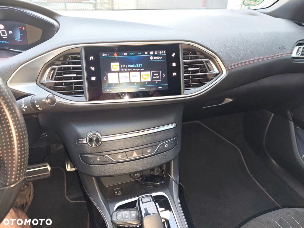 Peugeot 308 1.5 BlueHDi GT Pack S&S EAT8 - 16