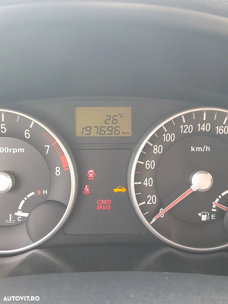 Hyundai Accent MC 1.6 DOHC GLS FULL - 19