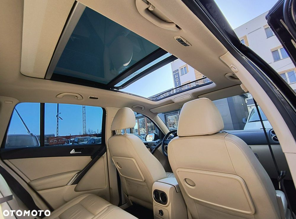 Volkswagen Tiguan 2.0 TDI DPF 4Motion BlueMotion Technology Exclusive - 39