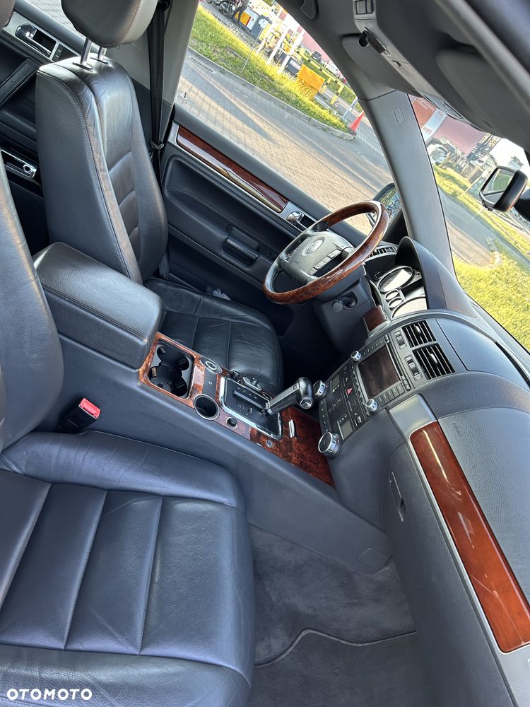 Volkswagen Touareg 3.2 V6 Tiptr - 17