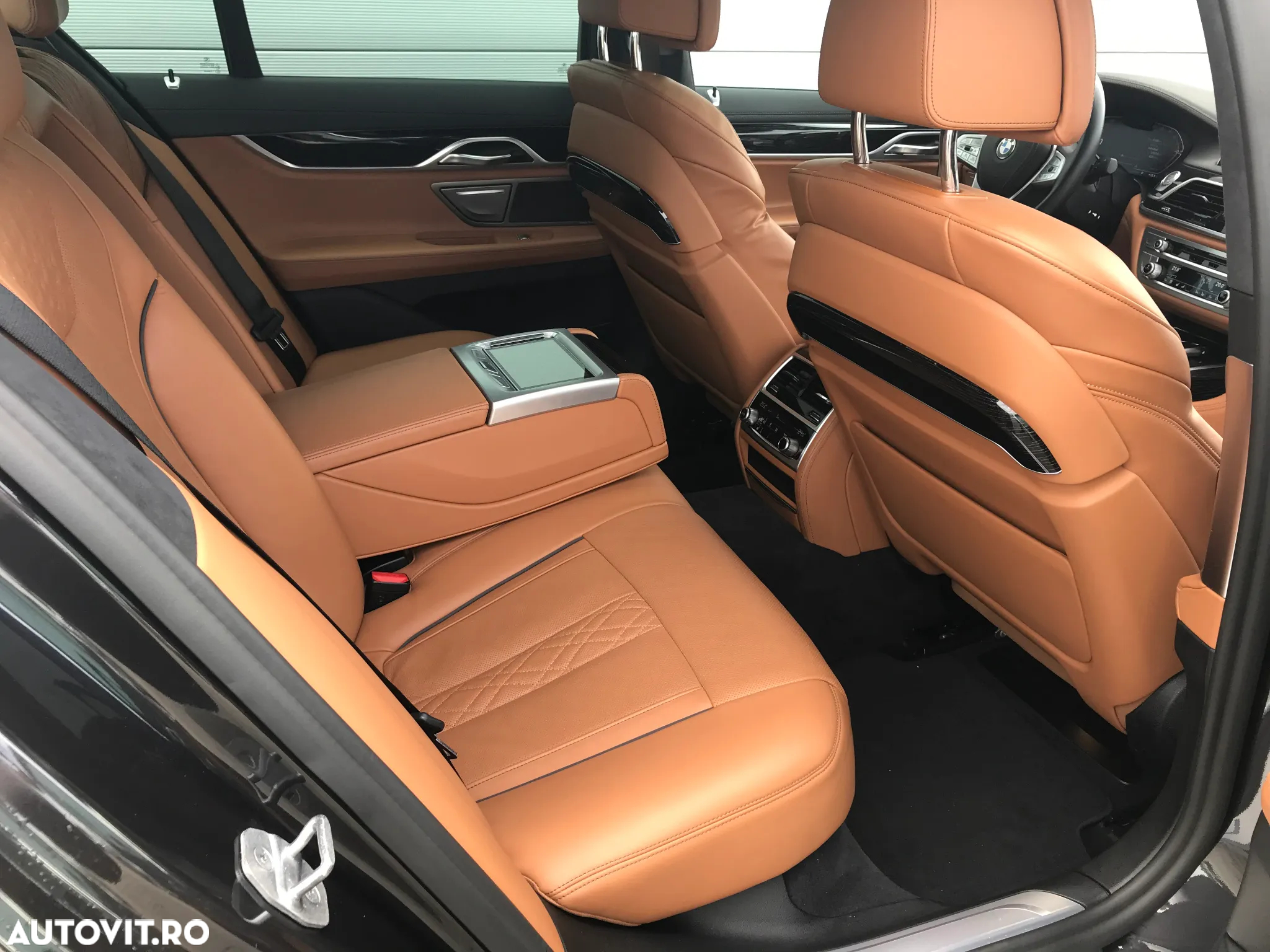 BMW Seria 7 730d MHEV - 6