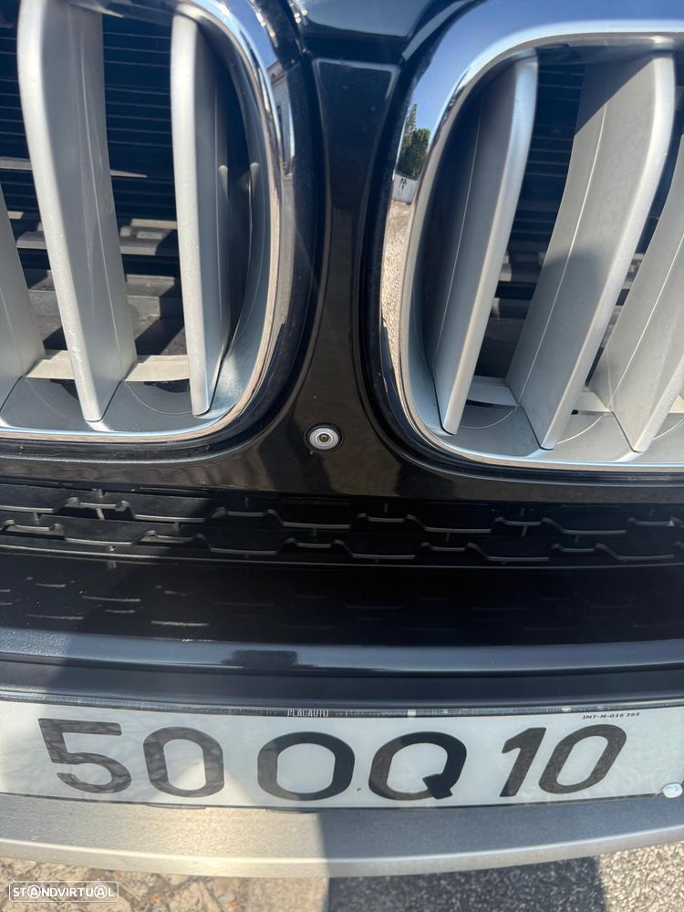 BMW X5 30 d xDrive Pack M 156g - 9