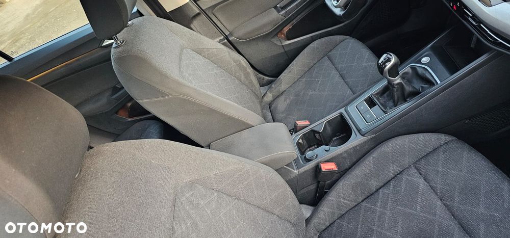 Volkswagen Golf 2.0 TDI - 10