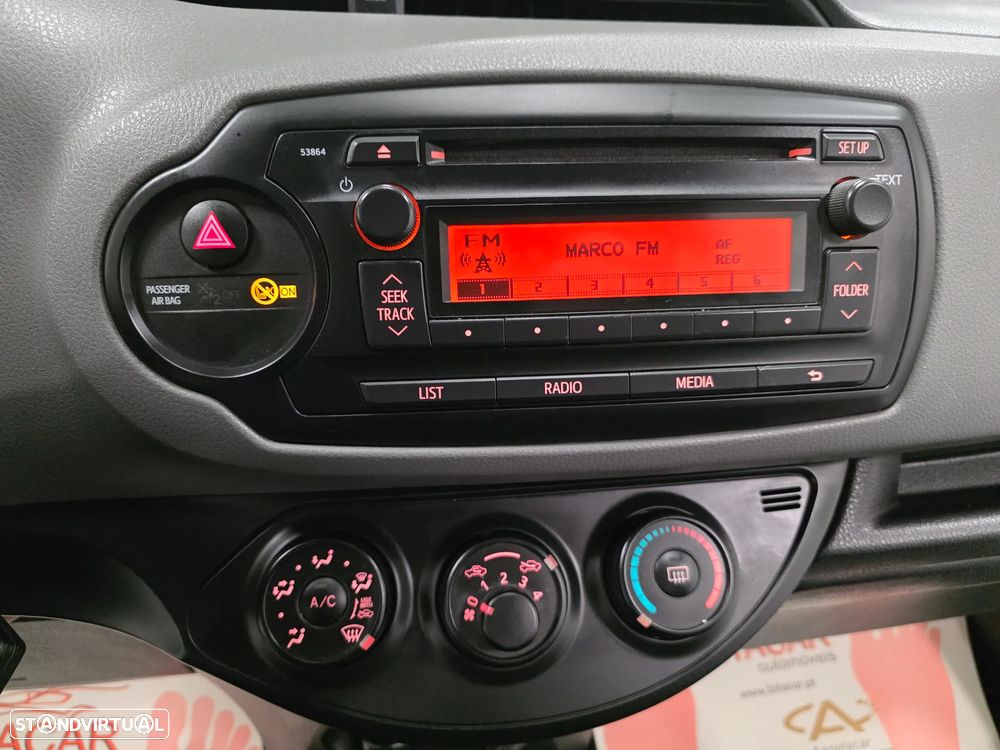 Toyota YARIS BIZZ 1.4 D-4D 90CV IVA DEDUTIVEL - 59