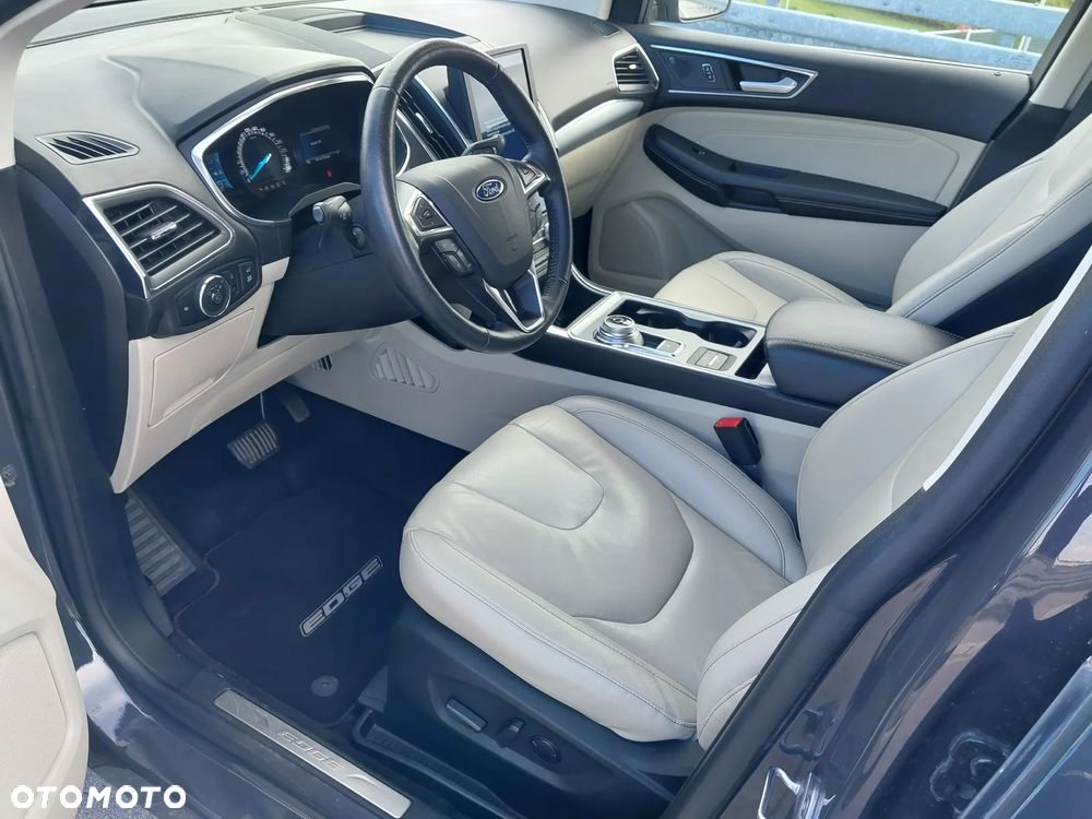 Ford Edge - 9