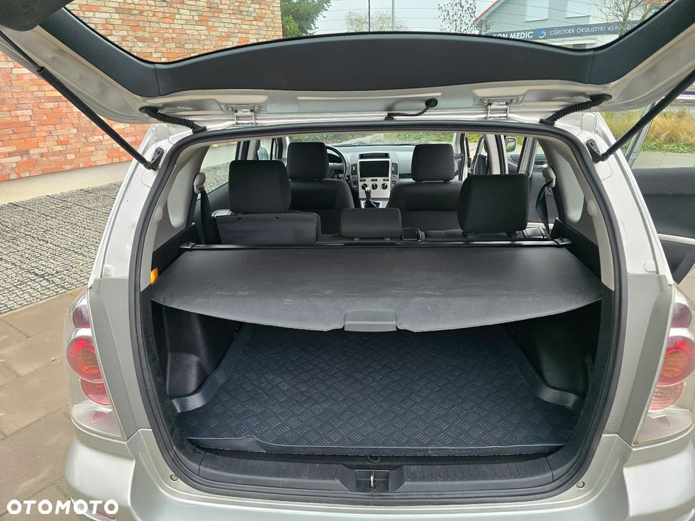 Toyota Verso - 25