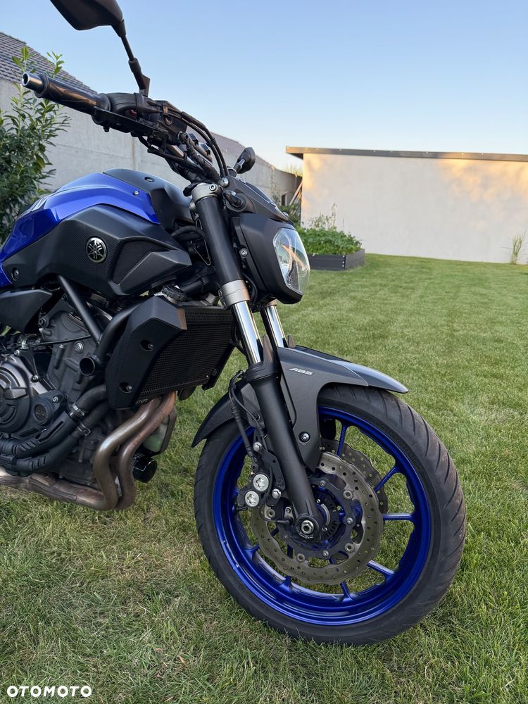 Yamaha MT - 5