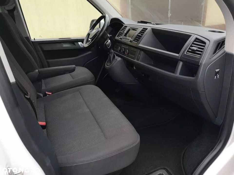 Volkswagen Caravelle 2.0 TDI L2 Comfortline DSG - 35
