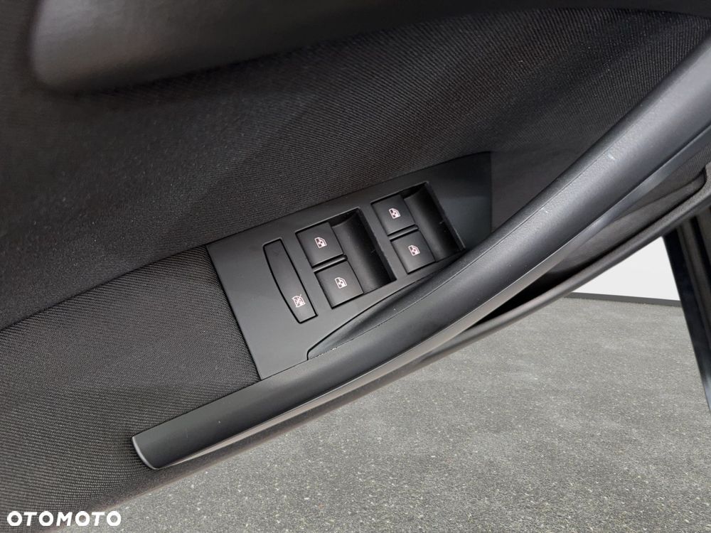 Opel Astra - 23