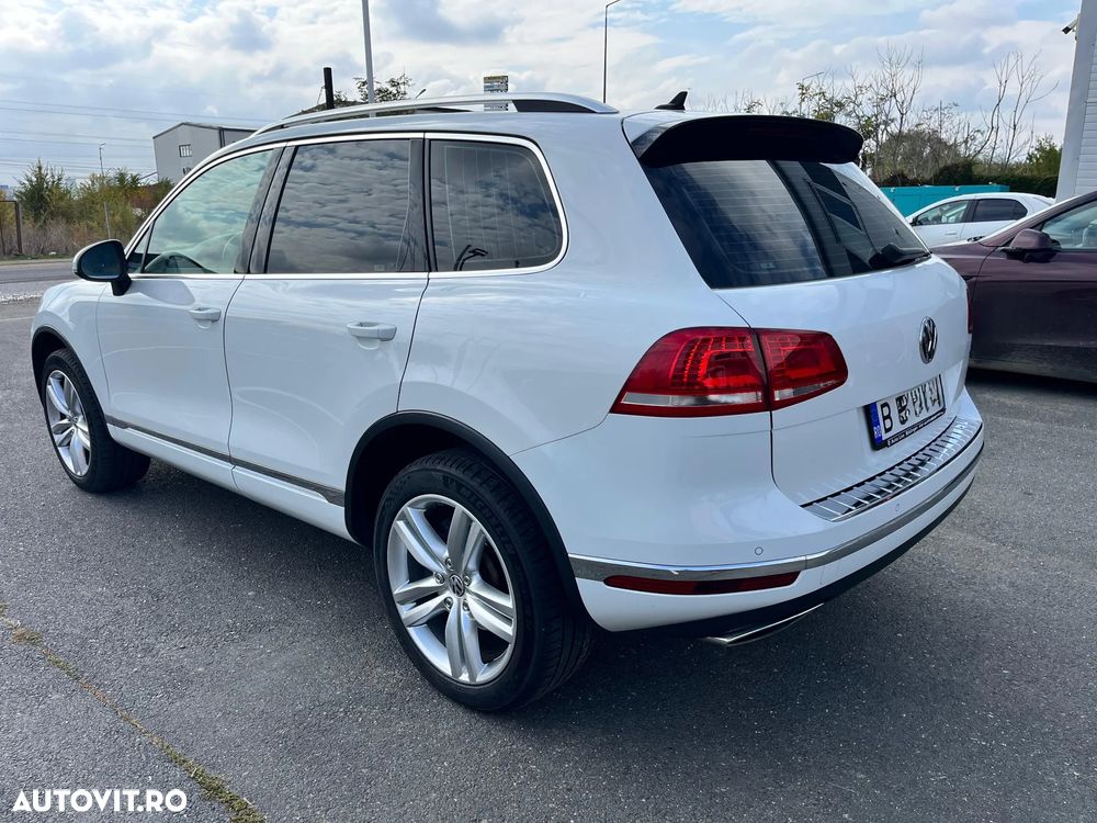 Volkswagen Touareg - 22