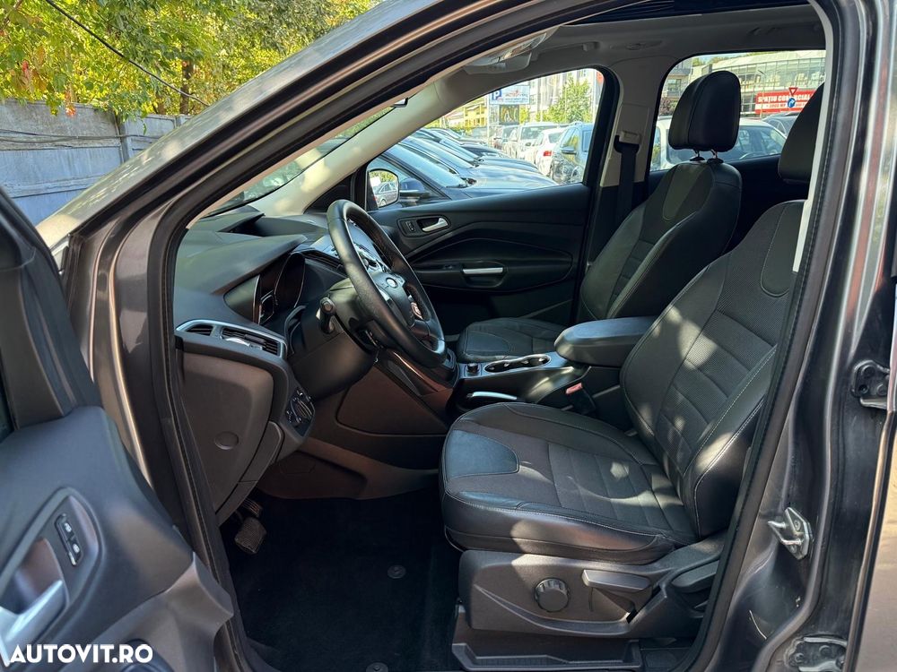 Ford Kuga - 23