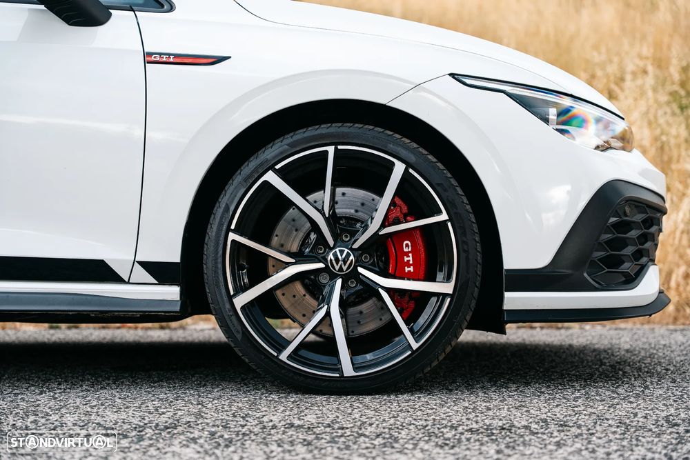 VW Golf 2.0 TSI GTI Clubsport DSG - 11