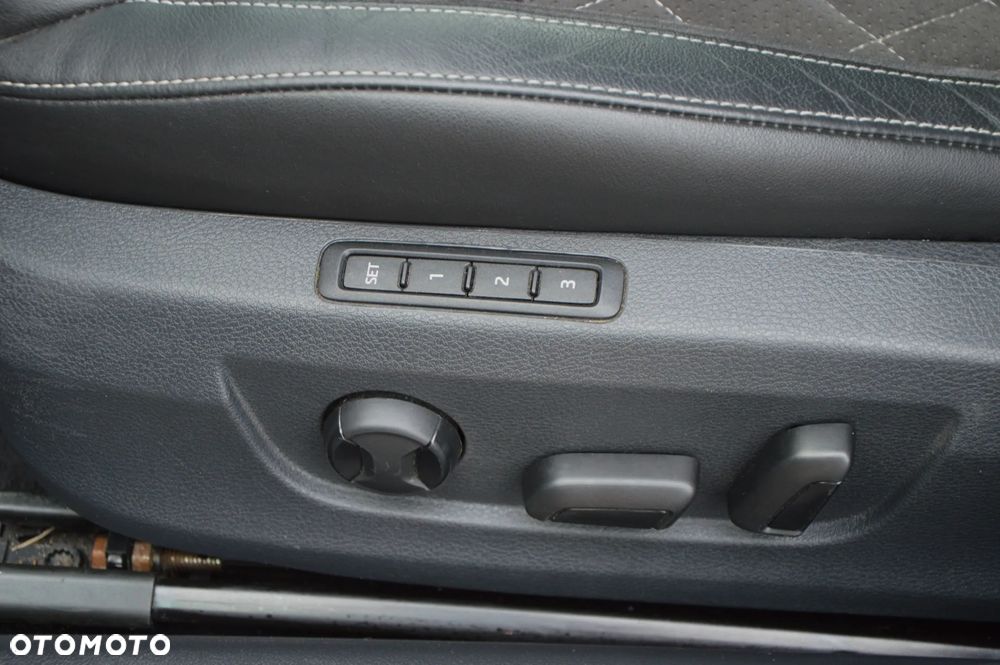 Skoda Superb 2.0 TSI 4x4 Sportline DSG - 24