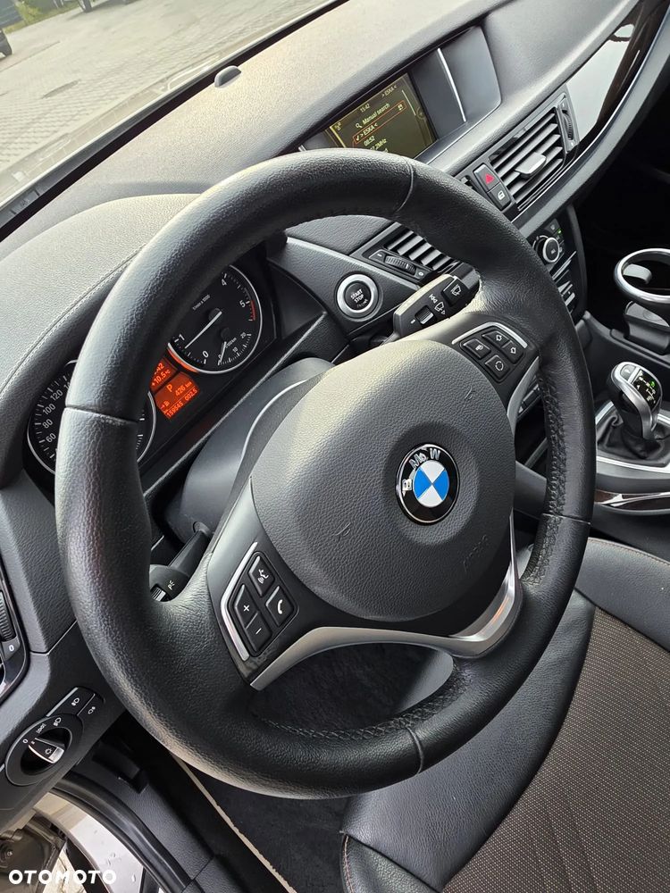 BMW X1 xDrive18d xLine - 16
