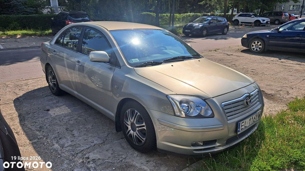 Toyota Avensis - 1