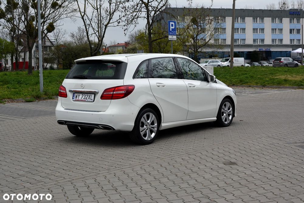 Mercedes-Benz Klasa B 200 7G-DCT Urban - 7