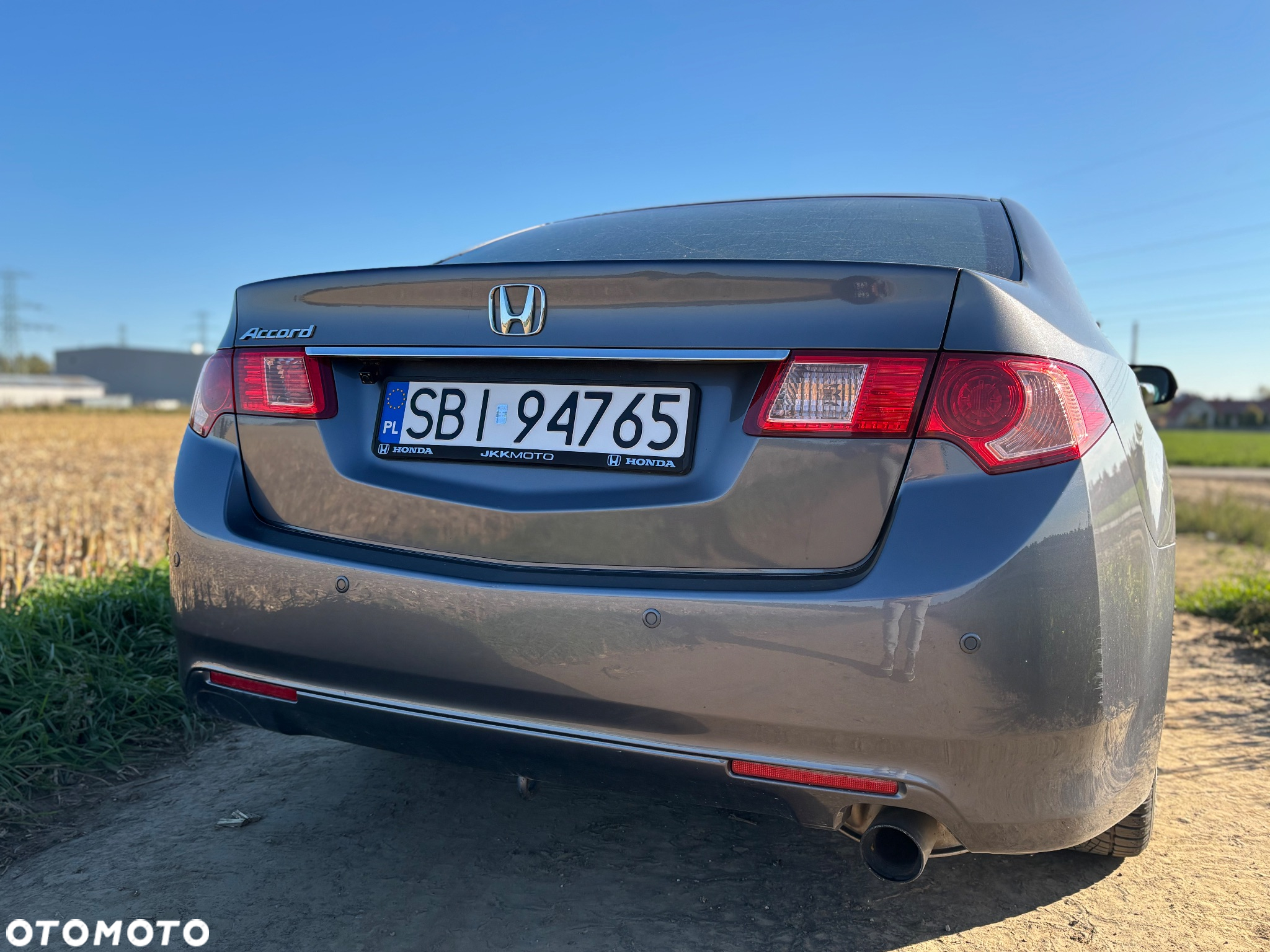 Honda Accord 2.0 Executive - 12