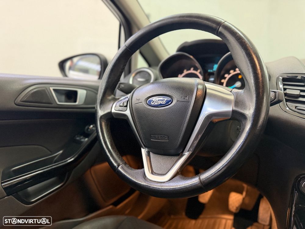 Ford Fiesta 1.0 S&S Titanium - 17