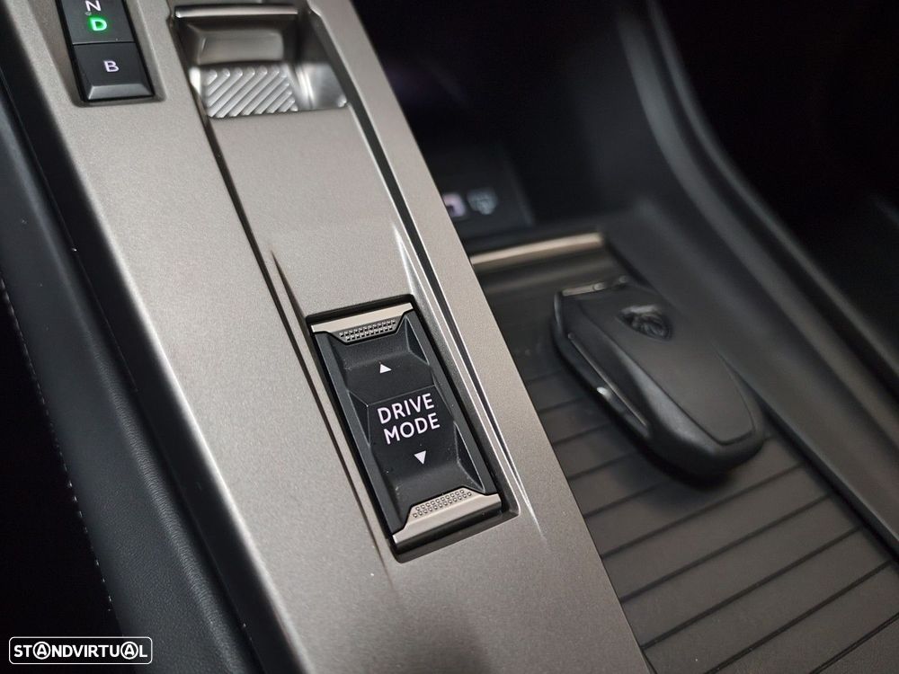 Peugeot 408 1.6 Hybrid Allure e-EAT8 - 25