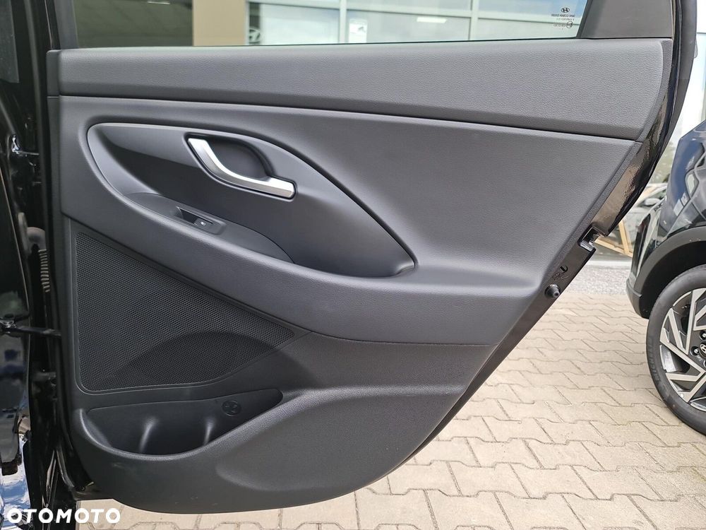 Hyundai i30 1.0 T-GDI Smart DCT - 26